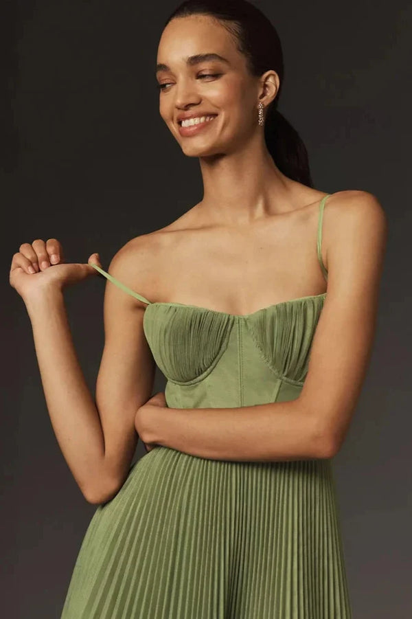 Beatriz - Rochie Midi Plisată și Ajustată