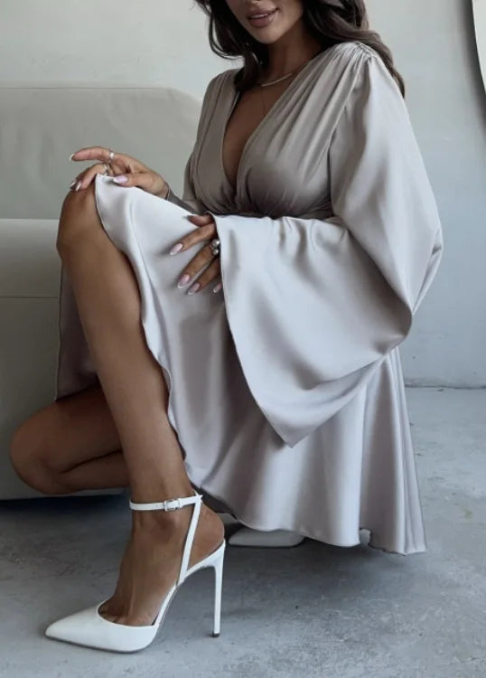 Darla™ | Rochie satinată cu mâneci largi