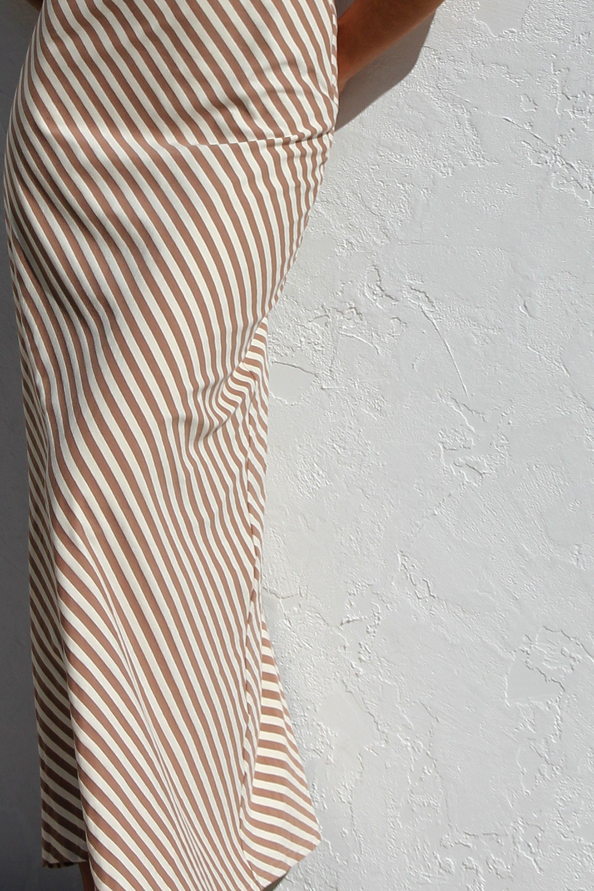 Rocia™ | Rochie de vară în dungi cu accent elegant