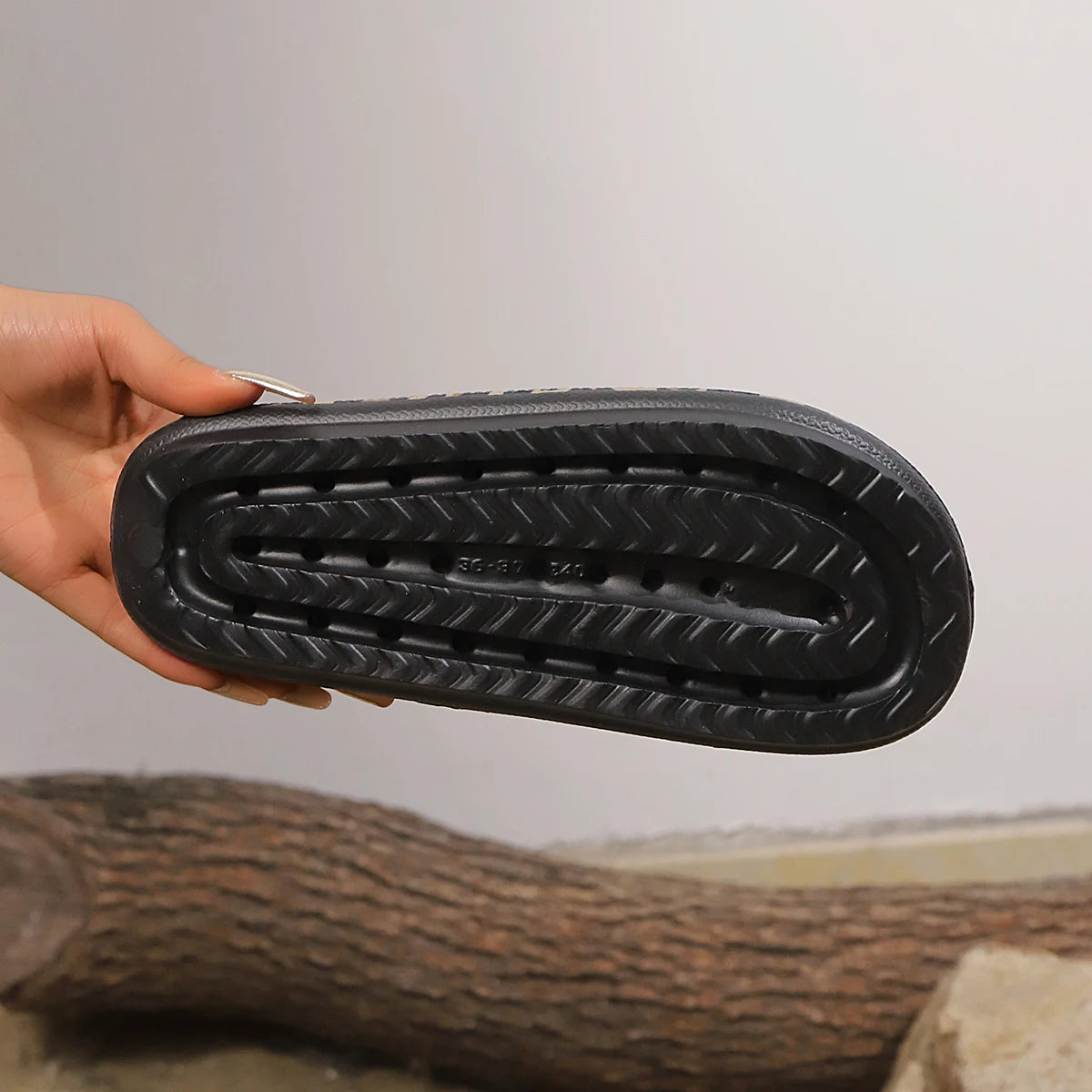 Leona™ - Papuci de vară cu imprimeu leopard, șic și moderni