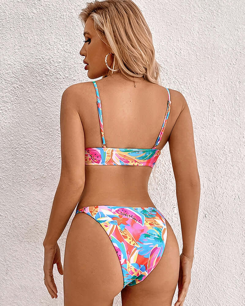 Karina™ – Set Bikini cu Talie Înaltă, Dantelă și Imprimeu Floral Tropical